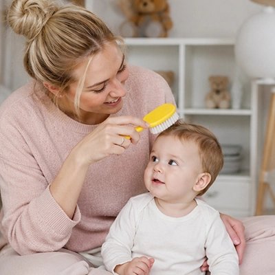 Brosse cheveux bebe